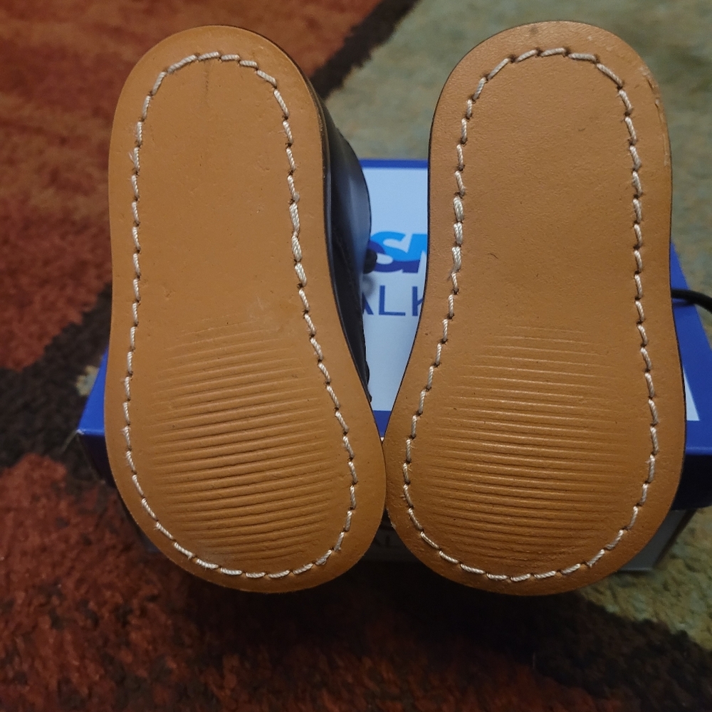 Shoes - Picture 3 of 6